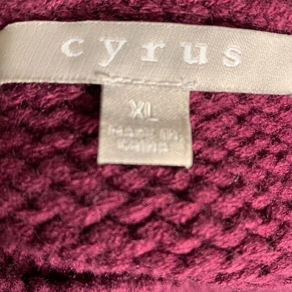 CYRUS Knits NEW Heavy Oversized Deep Maroon Cableknit Sweater Womens Sz XL - Picture 8 of 9